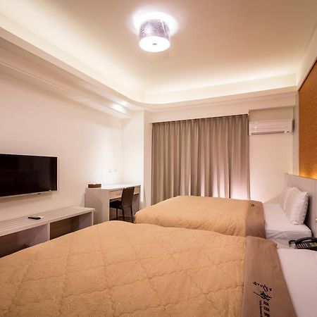 Yundu Business Hotel Mailiao Экстерьер фото