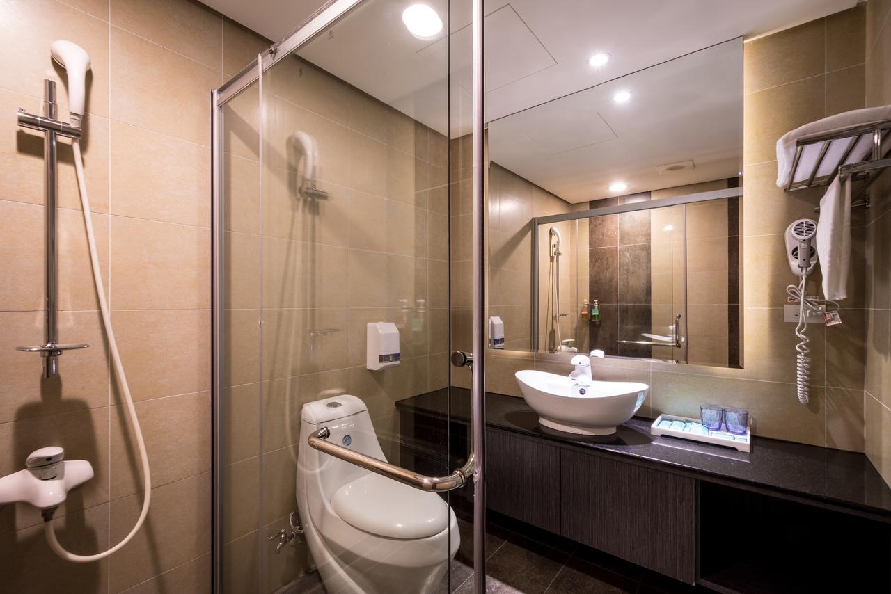 Yundu Business Hotel Mailiao Экстерьер фото